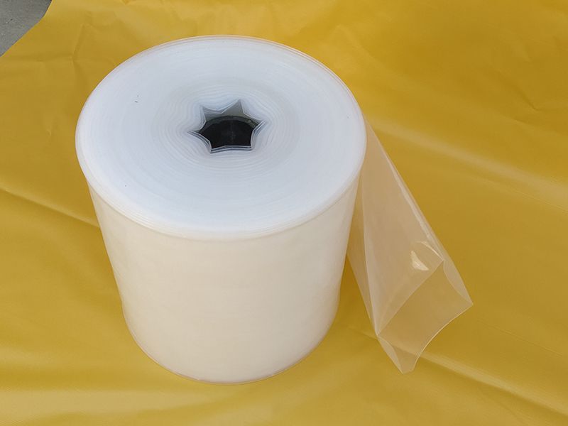 塑料薄膜通風(fēng)(fēng)管透明船廠